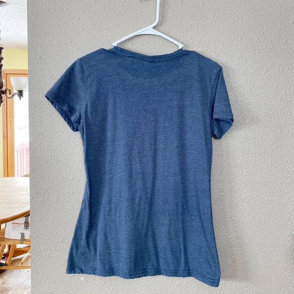 “The Lake is Calling and I must go” Tshirt - Picture 4 of 7